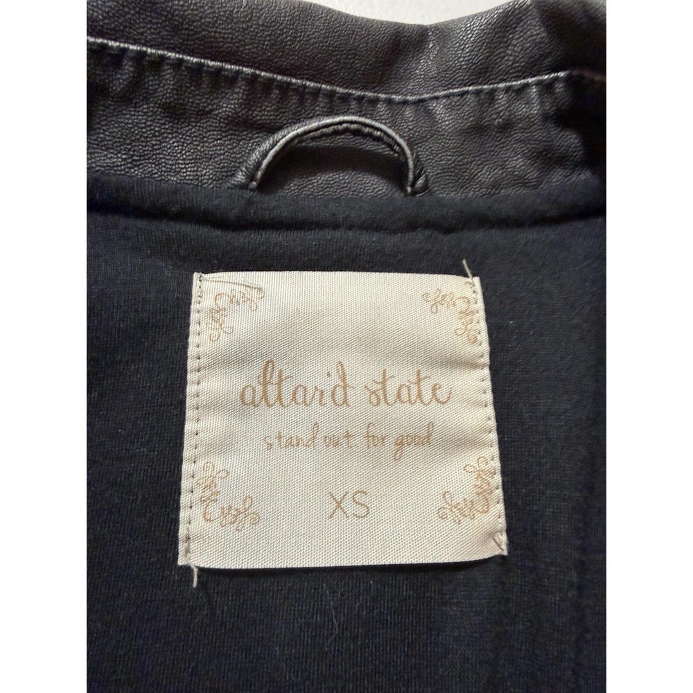 Altar'd State Jacket Women's Size XS Black Faux Leather Biker Motto Streetwear - Picture 11 of 16